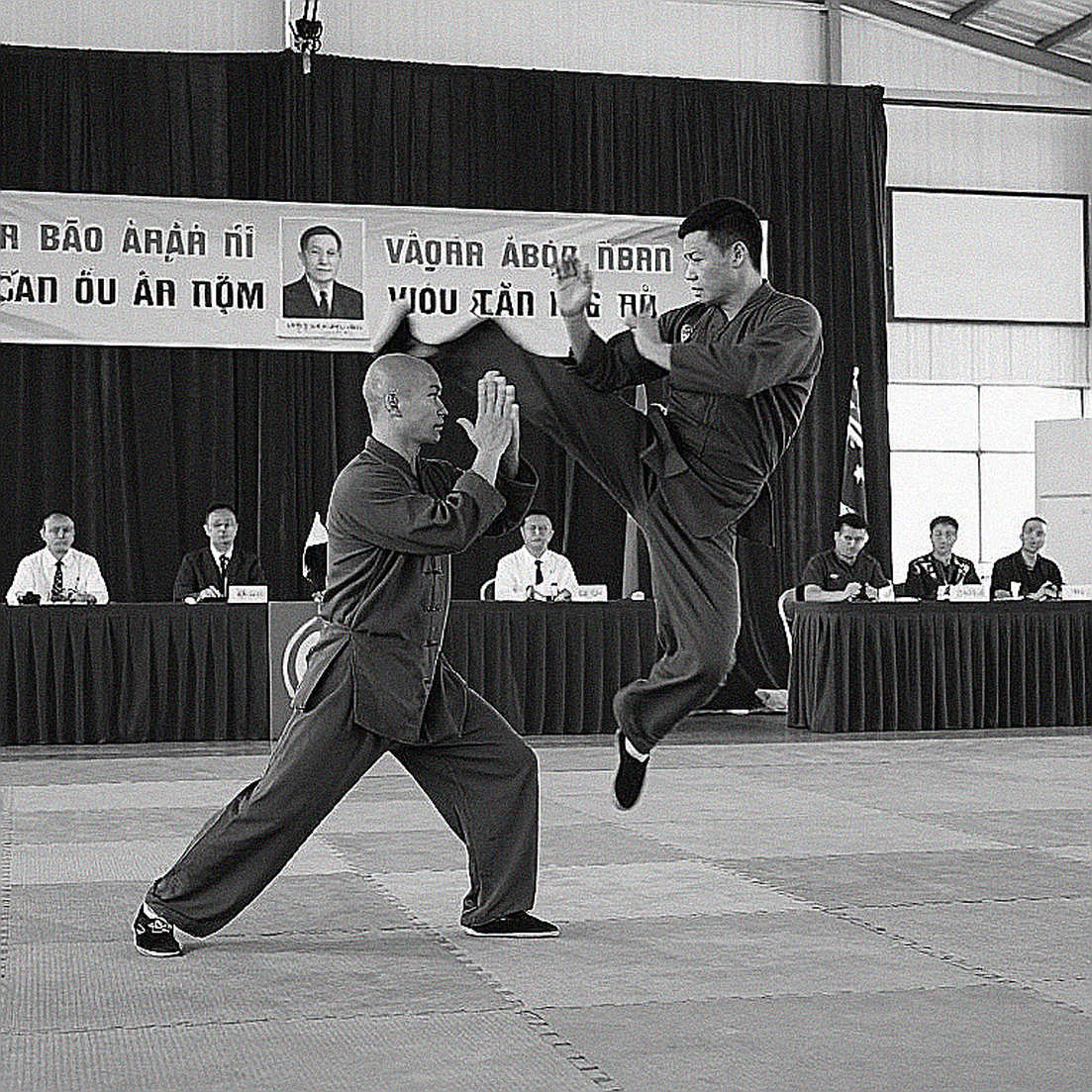 Trần Thị Cẩm Tú Và Tấm Bạc Karate: Khi Một Cú Đấm Không Quyết Định Cả Sự Nghiệp