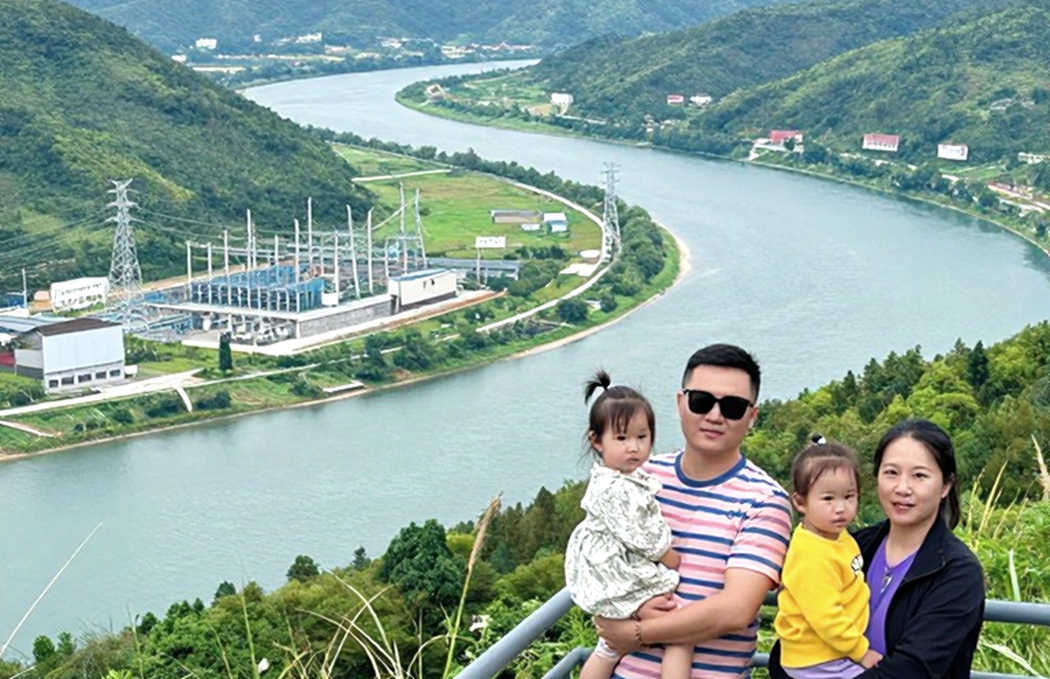 Khi bảng dữ liệu trống: nhịp của người viết thể thao giữa vùng tin cậy bằng không