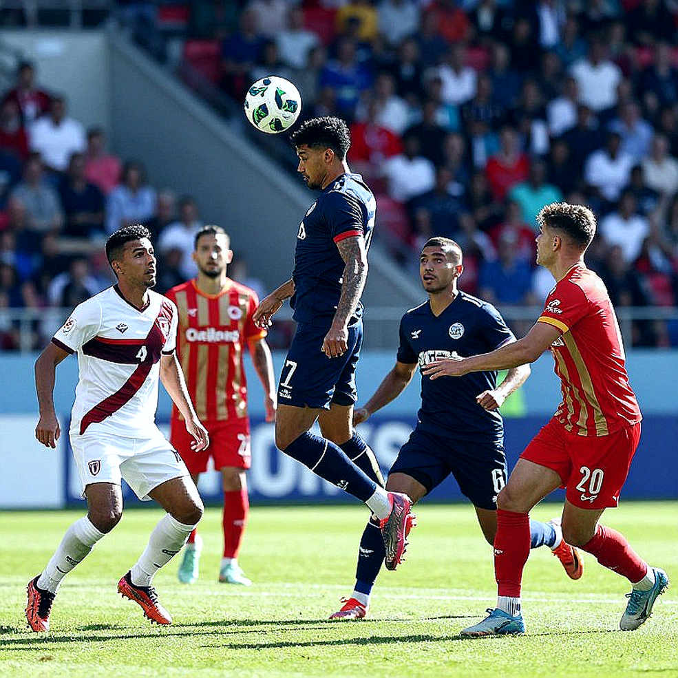 Deco Gặp Người Đại Diện Của Olmo Giữa Lúc Bayern Dò Hỏi: Một Cuộc Họp Về Suất Đá, Không Phải Về Giá Deco Gặp Người Đại Diện Của Olmo Giữa Lúc Bayern Dò Hỏi: Một Cuộc Họp Về Suất Đá, Không Phải Về Giá