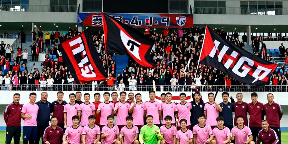 Rayo Vallecano bị đóng khán đài phía nam: án phạt 6.000 euro và lưỡi dao treo toàn sân