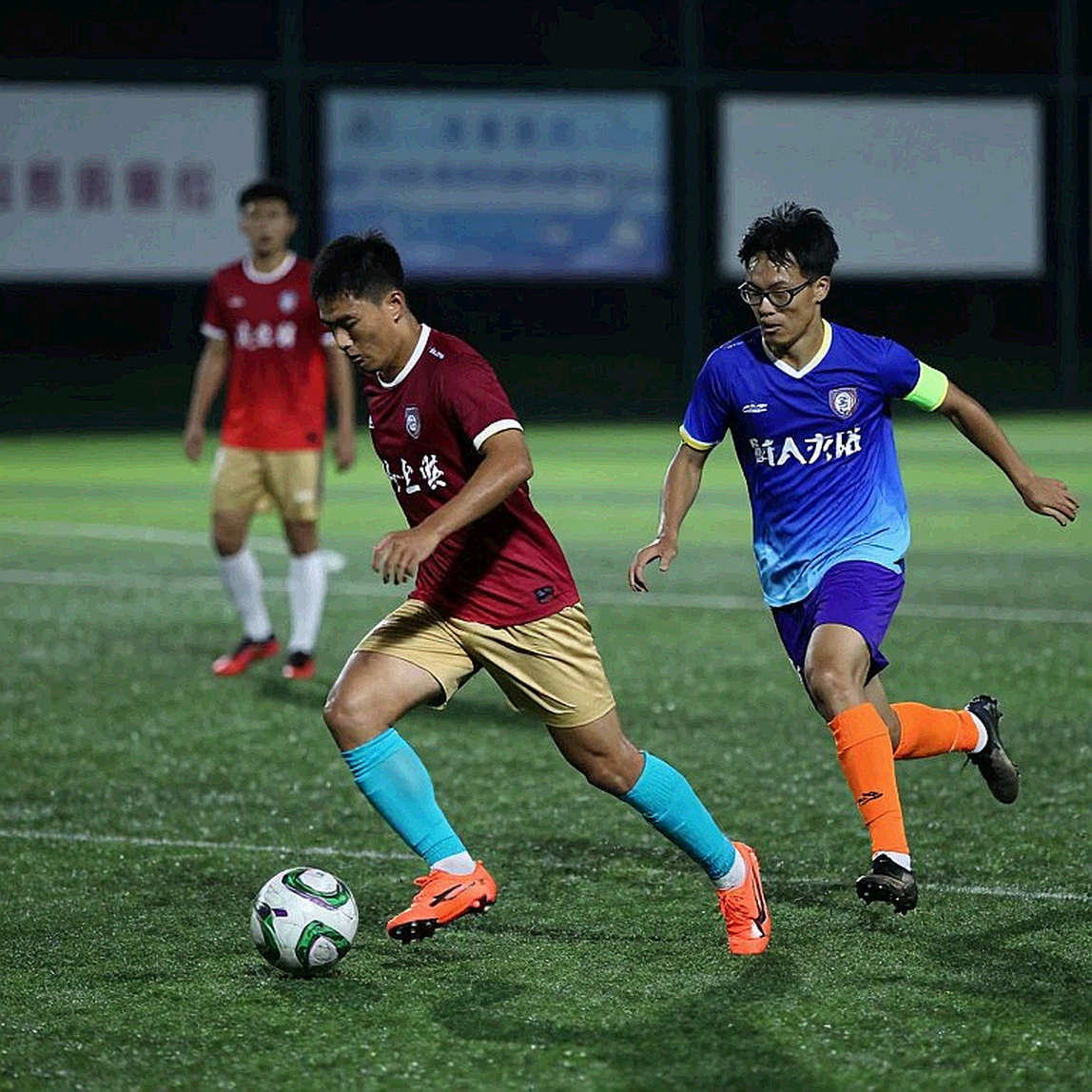 Ninh Bình 4-3 HAGL: Quốc Việt xé lưới đội bóng cũ và cái giá của mô hình bán trụ cột