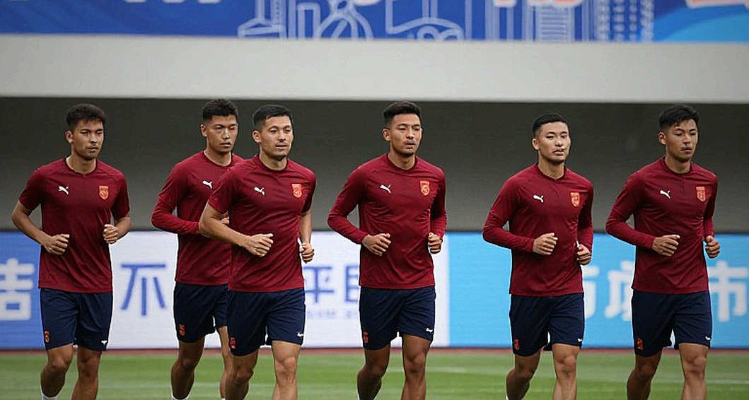Hàn Quốc 3-0 Ecuador: Tỉ số đẹp, nhưng hiệp một mới là dữ liệu thật Hàn Quốc 3-0 Ecuador: Tỉ số đẹp, nhưng hiệp một mới là dữ liệu thật