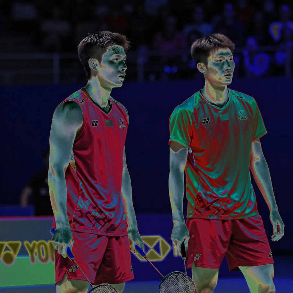 Alwi Farhan tập cùng Kento Momota trước Asian Games 2026: bên trong buổi đánh cầu mà máy quay không thấy