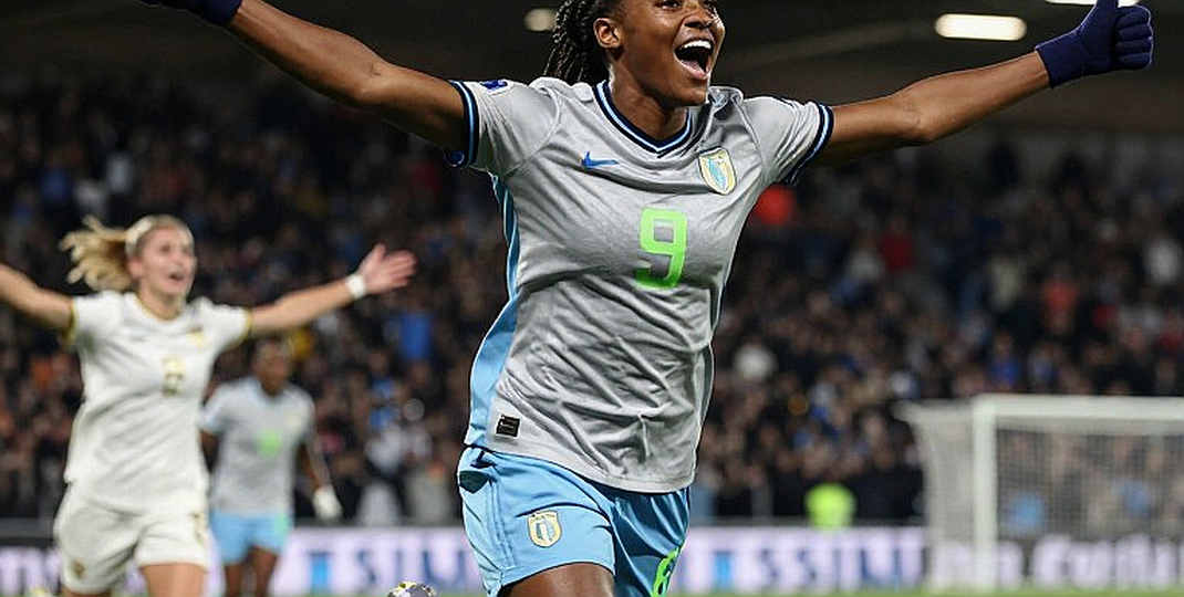 Liverpool mất Isak và Gakpo trước Man City: Hàng công mỏng đi, hồ sơ dày lên Liverpool mất Isak và Gakpo trước Man City: Hàng công mỏng đi, hồ sơ dày lên