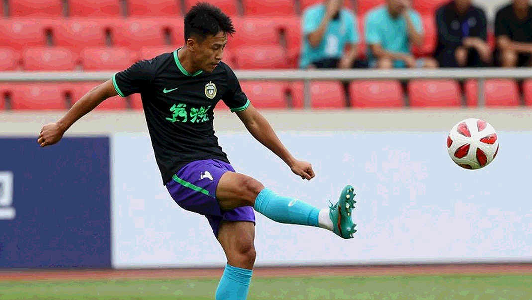 Hobbit Bermúdez và 12 phút sau 9 năm: Khi Estadio Cuauhtémoc mở lại một cánh cửa cũ Hobbit Bermúdez và 12 phút sau 9 năm: Khi Estadio Cuauhtémoc mở lại một cánh cửa cũ