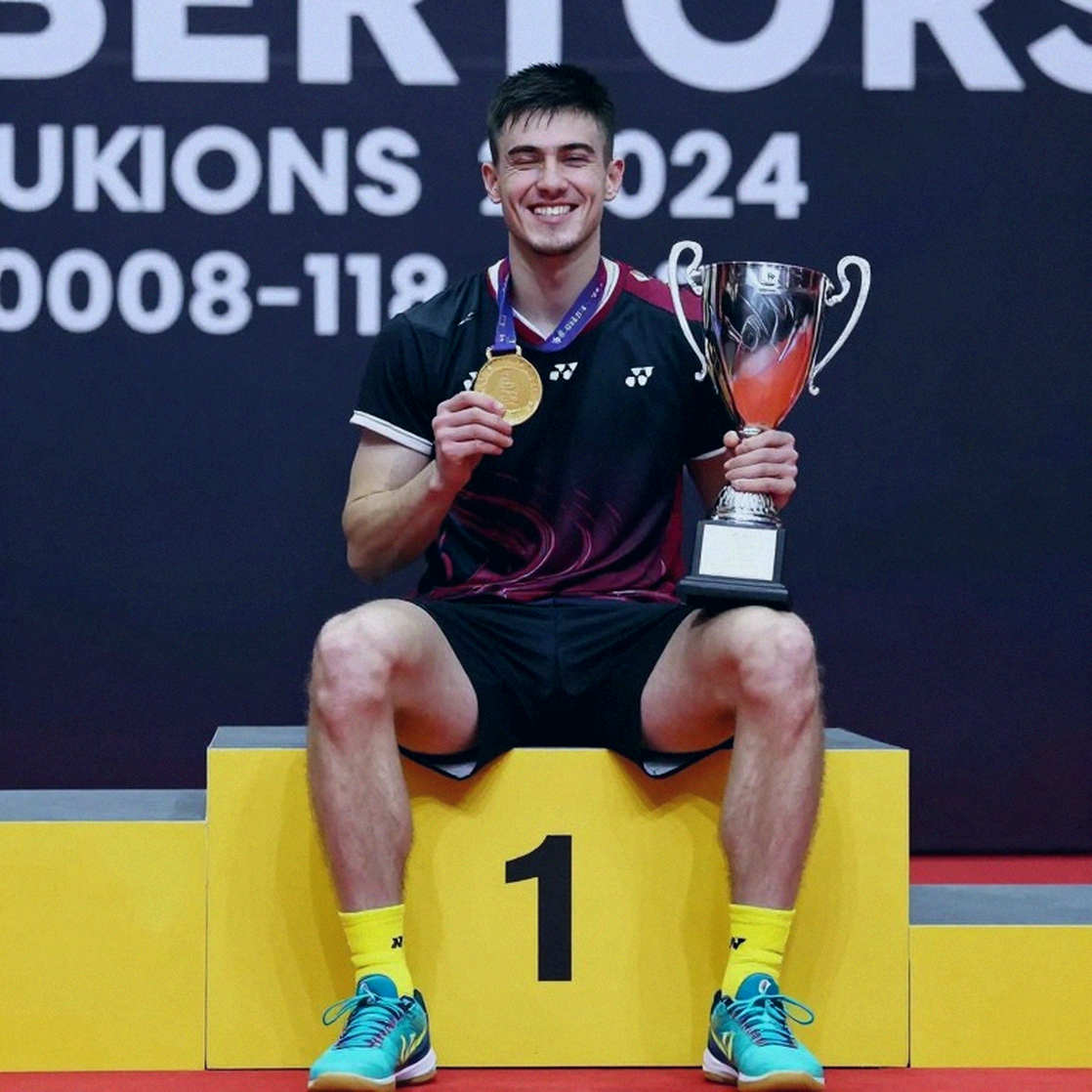 Thùy Linh dừng bước ở Vietnam Open: khi tay vợt hạng 72 thế giới viết lại bản thảo trên sân Nguyễn Du Thùy Linh dừng bước ở Vietnam Open: khi tay vợt hạng 72 thế giới viết lại bản thảo trên sân Nguyễn Du