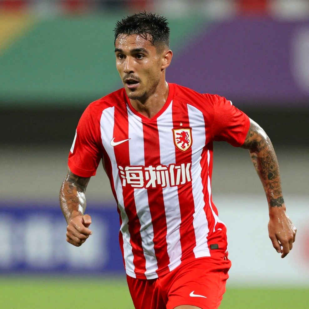 The Tired God of Shanghai: How a Transfer Window Rewrites a Man's Fate