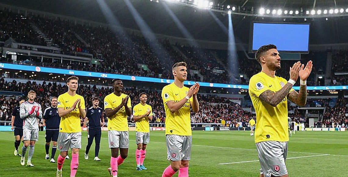 MU sút nhiều hơn Arsenal 30 lần nhưng ghi ít hơn 1 bàn: sai số nằm ở 40 mét cuối sân