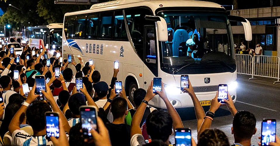 Kỳ chuyển nhượng 2036 của V.League: sự im lặng không phải là bình yên Kỳ chuyển nhượng 2036 của V.League: sự im lặng không phải là bình yên