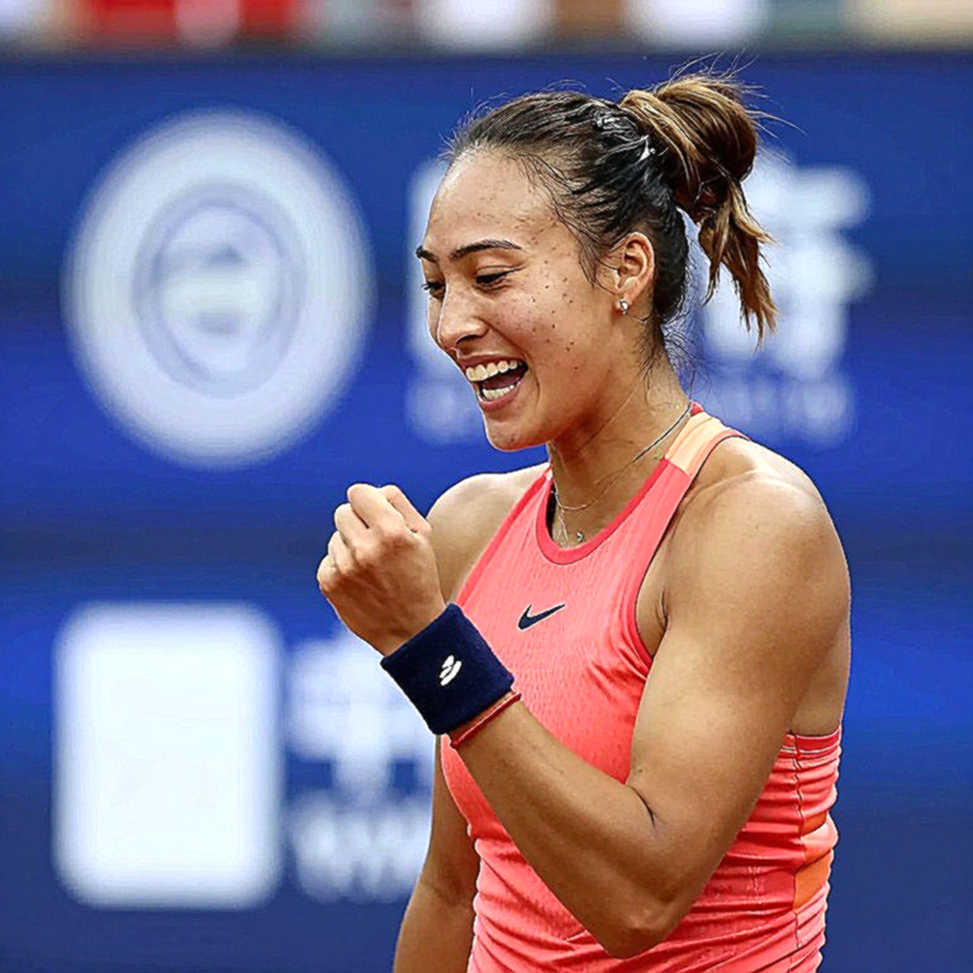 Chín chiều đọc một tay vợt tennis: cách dữ liệu kể lại cuộc chơi