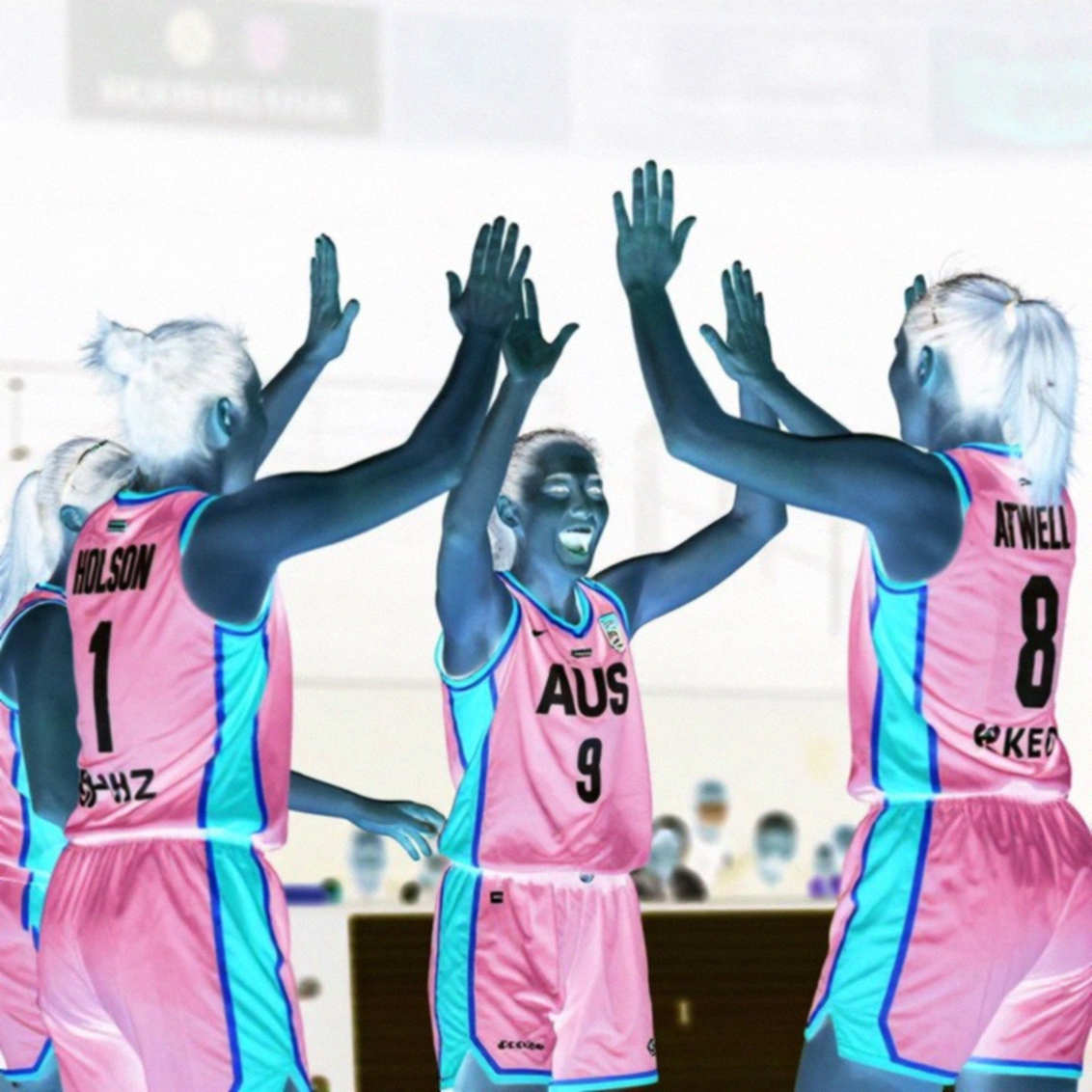 Nine Dimensions of Analyzing a Basketball Game: A Framework of Doubt for Vietnamese Viewers Nine Dimensions of Analyzing a Basketball Game: A Framework of Doubt for Vietnamese Viewers
