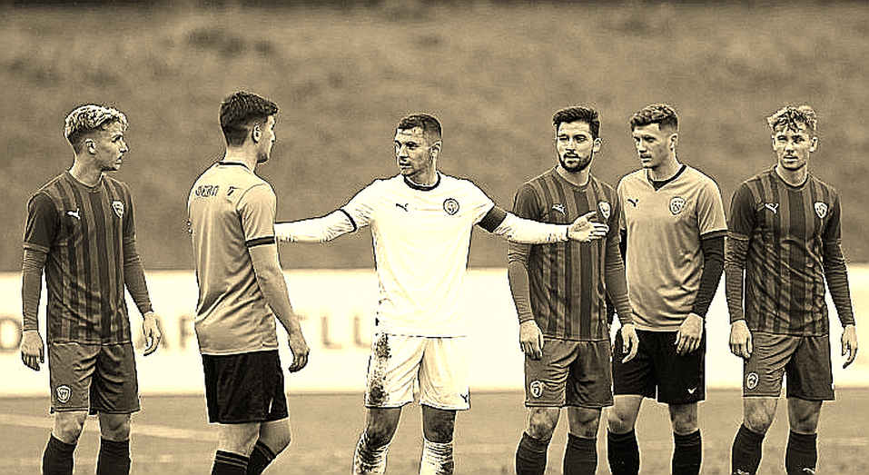 Quang Hải rời FIFA ASEAN Cup: chiếc băng đội trưởng nằm lại và bài toán số 10 của đội tuyển Việt Nam