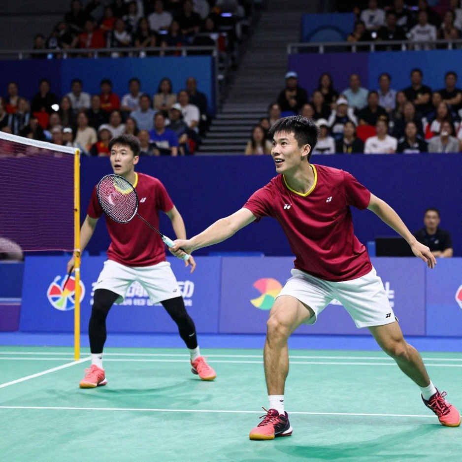 11-21, 21-13, 21-17: Satwik-Chirag and the Silence at the China Masters Final 11-21, 21-13, 21-17: Satwik-Chirag and the Silence at the China Masters Final
