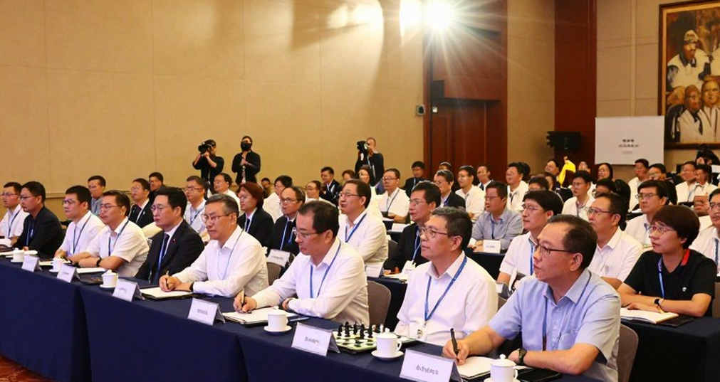 Bạc Olympiad Samarkand và cái bóng quá lớn của Budapest 2026 Bạc Olympiad Samarkand và cái bóng quá lớn của Budapest 2026