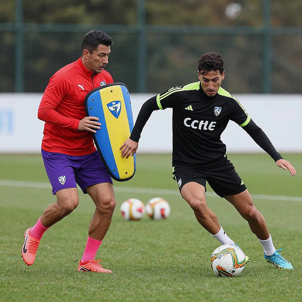 Nhịp đập K-League: Thể lực và pressing định hình cuộc đua vô địch